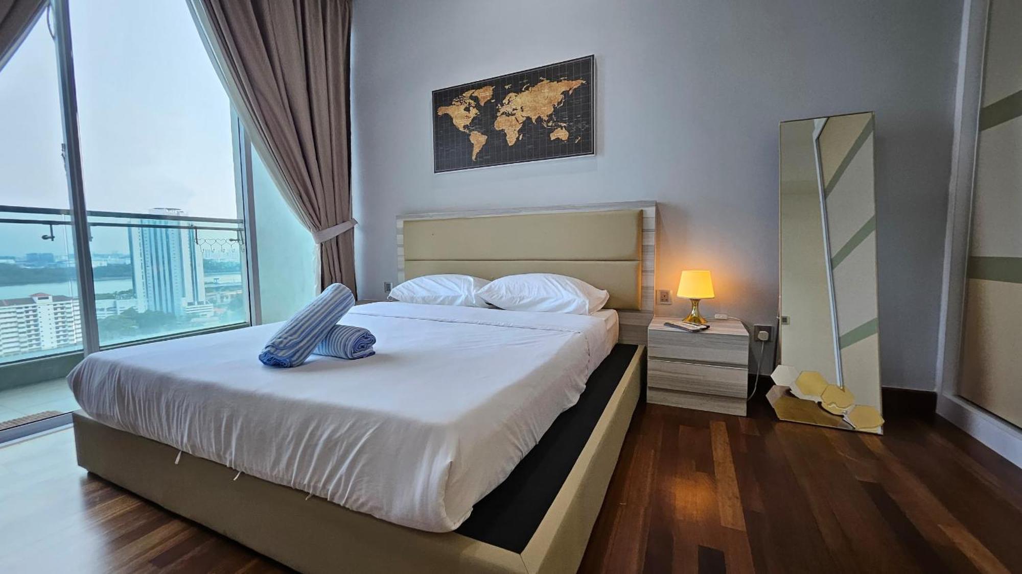 Paragon Suites Studios With Private Jacuzzi Near Ciq Rts 新山 外观 照片