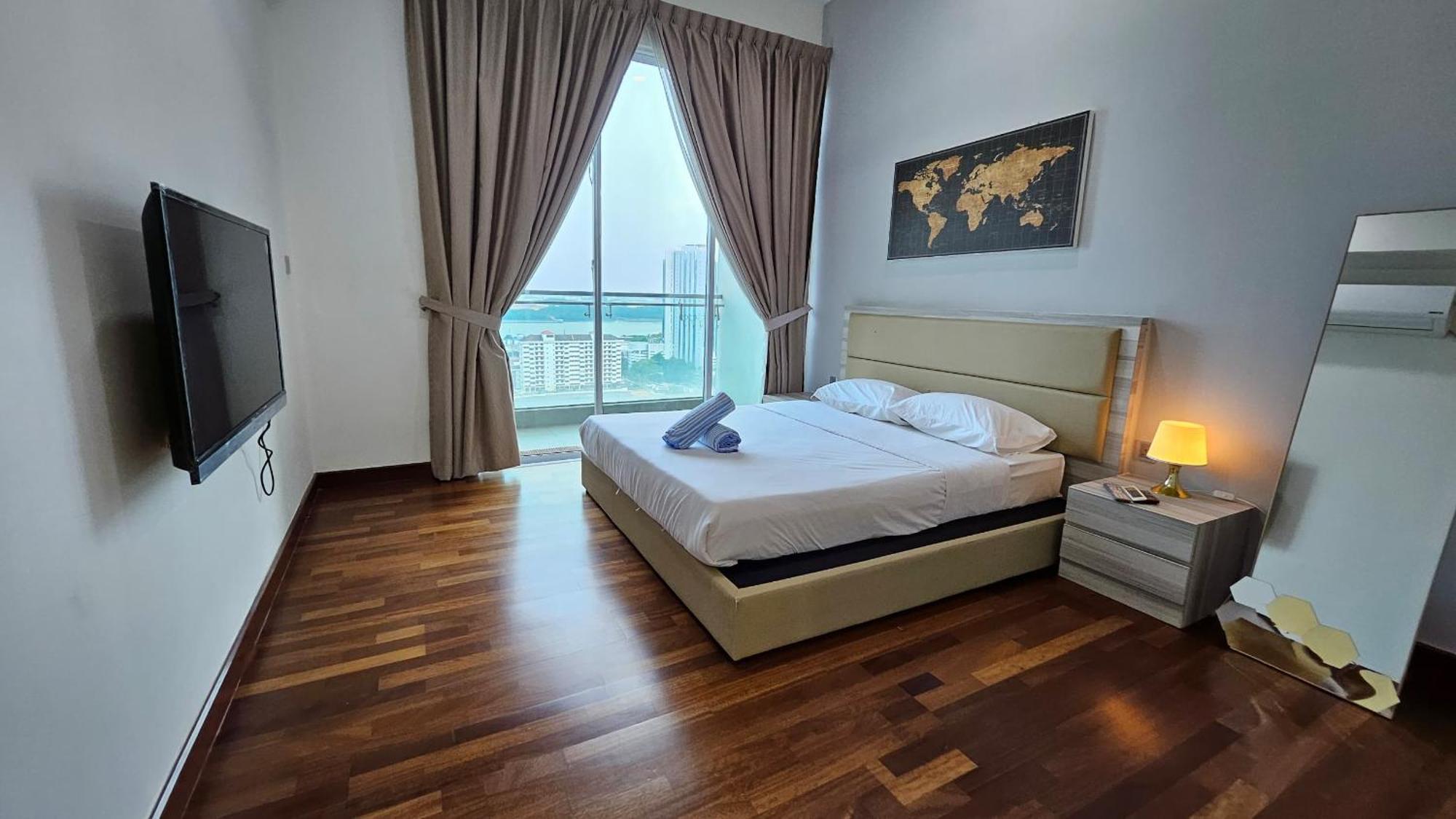 Paragon Suites Studios With Private Jacuzzi Near Ciq Rts 新山 外观 照片